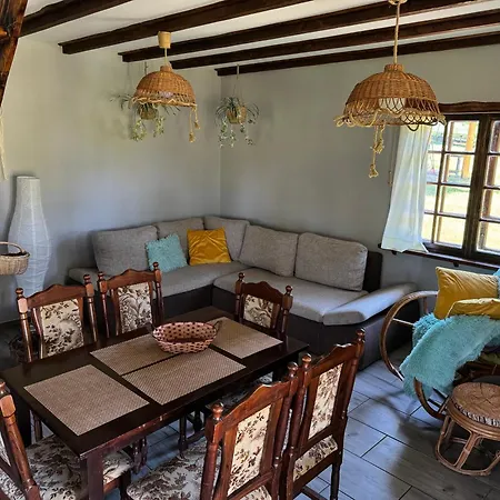 Nad Stawem Сasa de vacaciones